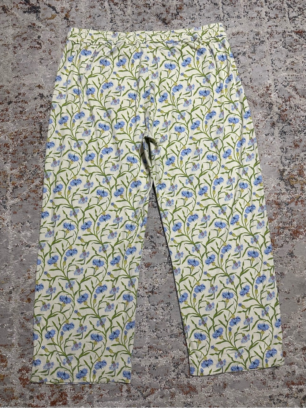 Vera Bradley Cornflower Lounge Pants
Size XL 100% Cotton - Picture 9 of 10